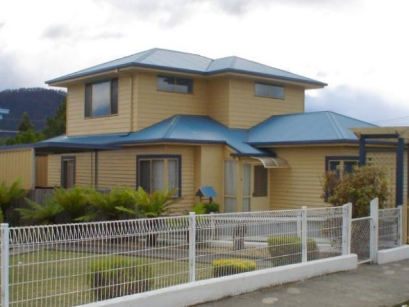 16 Fenwick Cres, Derwent Park, TAS 7009