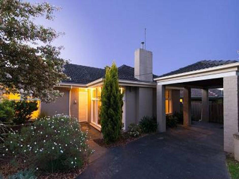 1/13 Kincumber Drive, Croydon, VIC 3136