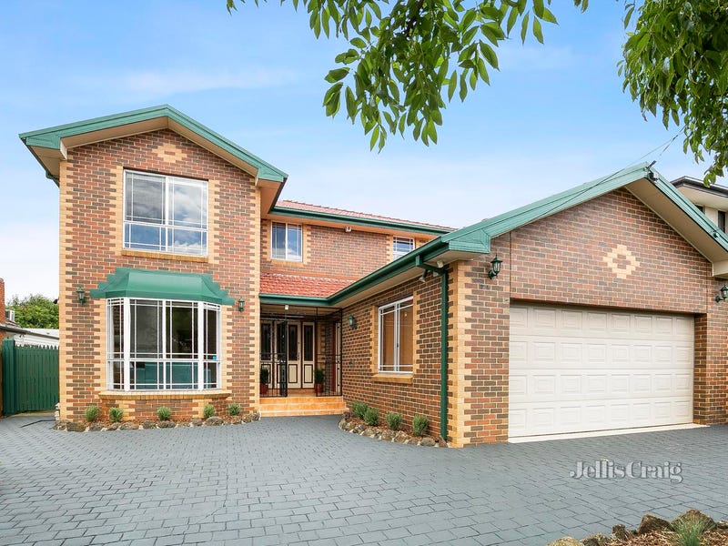 15 Roland Avenue, Strathmore, VIC 3041