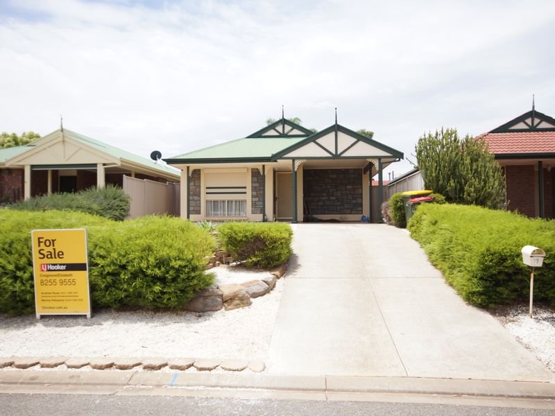 13 Boronia Court, Craigmore, SA 5114 Property Details