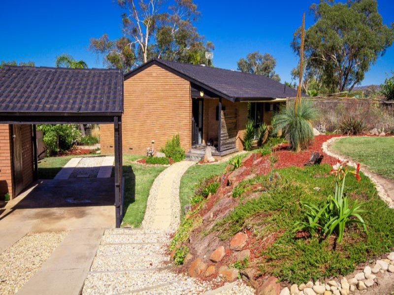 13 Baranbale Way, Lavington, NSW 2641 Property Details