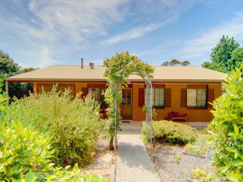 180 Ballarat Road, Creswick, Vic 3363 Property Details