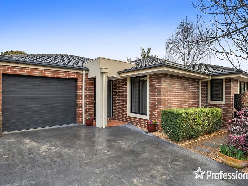 2/15 Hereford Road, Mount Evelyn, VIC 3796