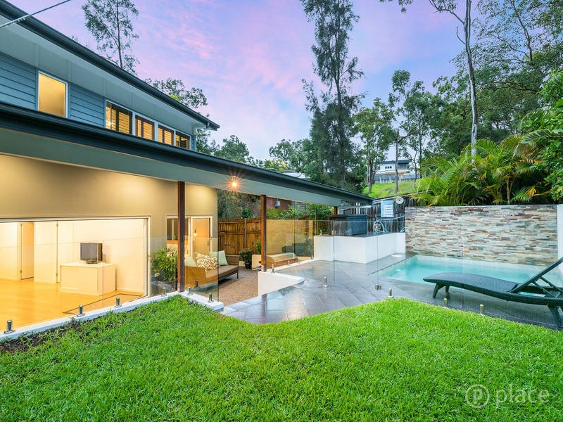 16 London Street, Ashgrove, Qld 4060 Property Details