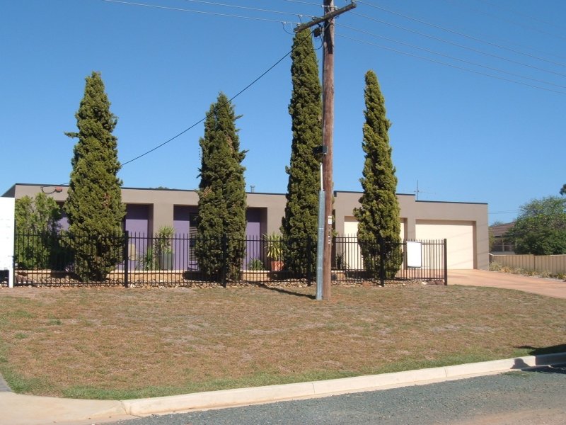 85 Campaspe Esplanade, Echuca, Vic 3564 Property Details