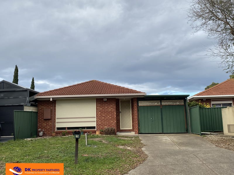 19 Lewis Avenue, Burnside, VIC 3023