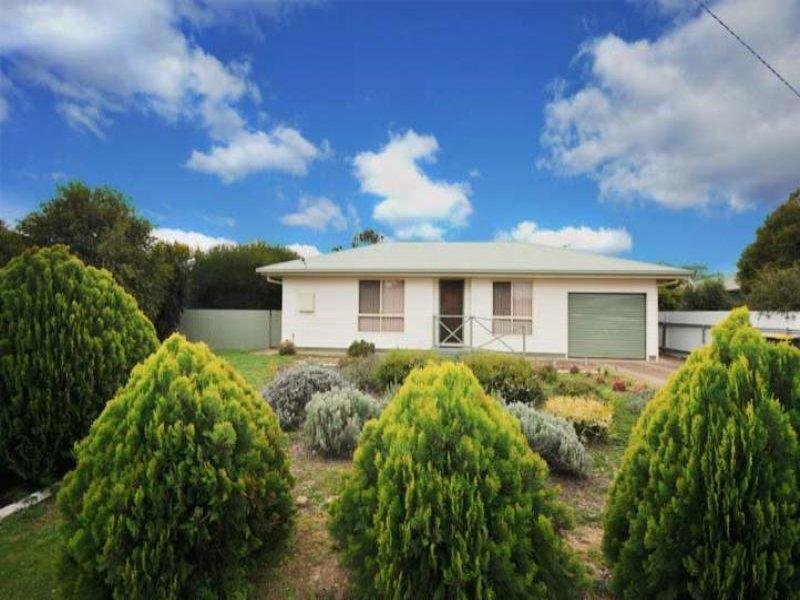 5 Brookong Street, Lockhart, NSW 2656 Property Details