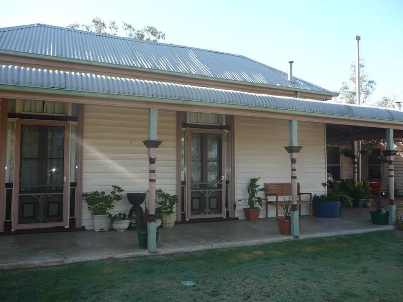 9 Irvine Parade, Yarrawonga, VIC 3730