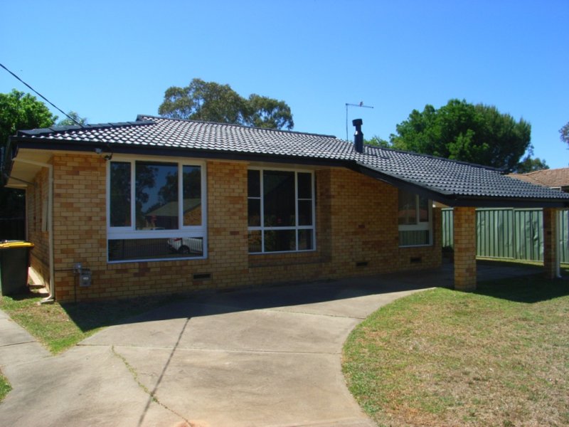 17 Quinn Street, West Tamworth, NSW 2340