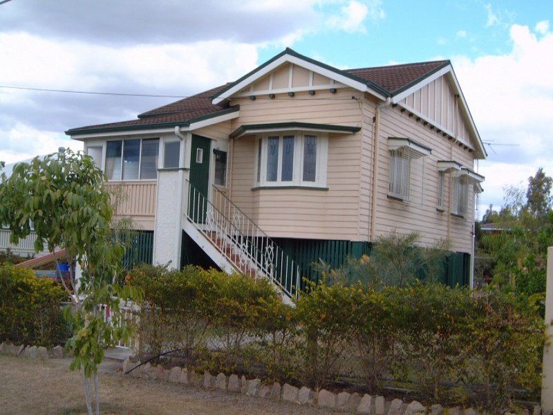 64 Beatrice Street, Bardon, Qld 4065