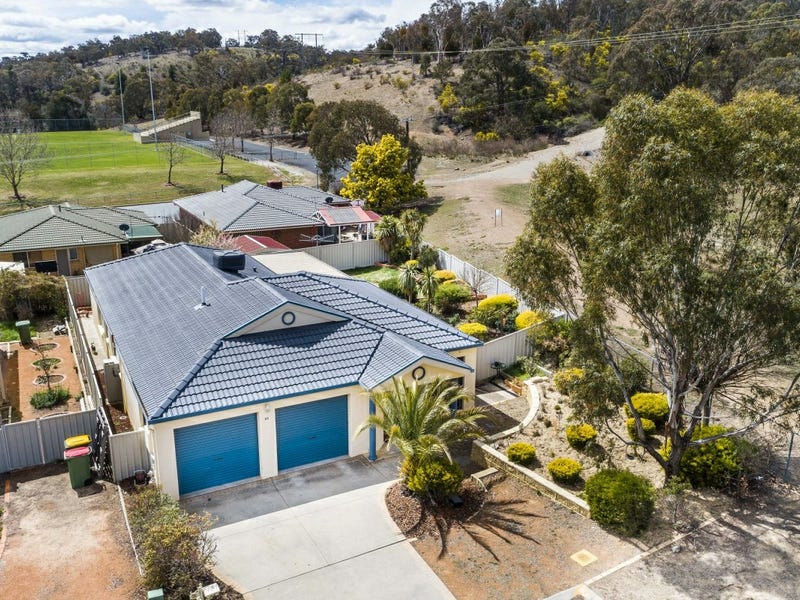 85 Thomas Royal Garden, Queanbeyan, NSW 2620 Property Details