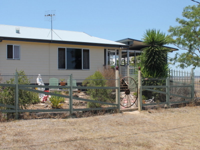 24 Hardiker St, Moffatdale, Qld 4605 Property Details