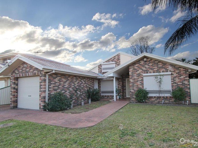 17 Humphreys Avenue, Casula, NSW 2170 Property Details