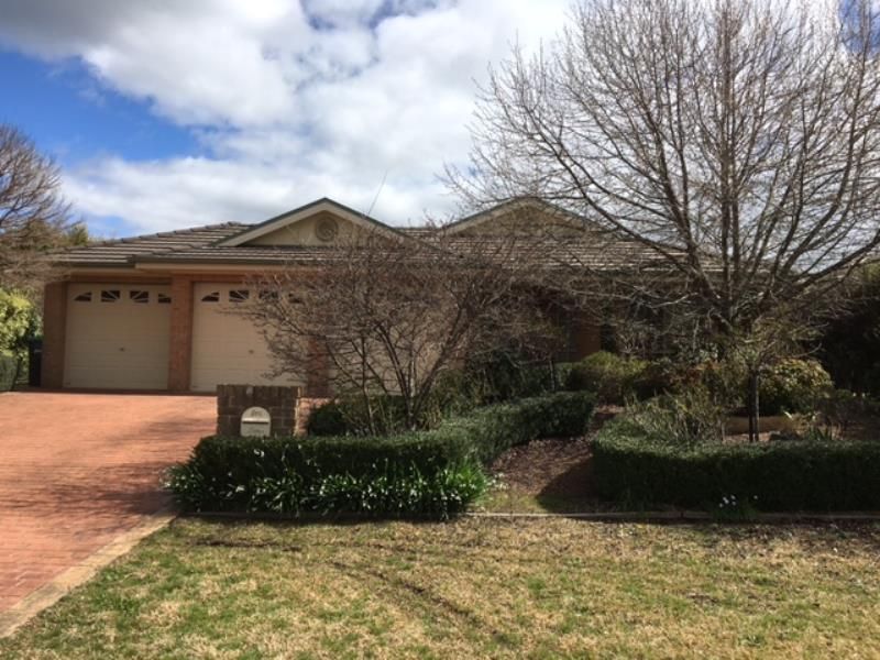 2 Blackett Place, Bowral, NSW 2576