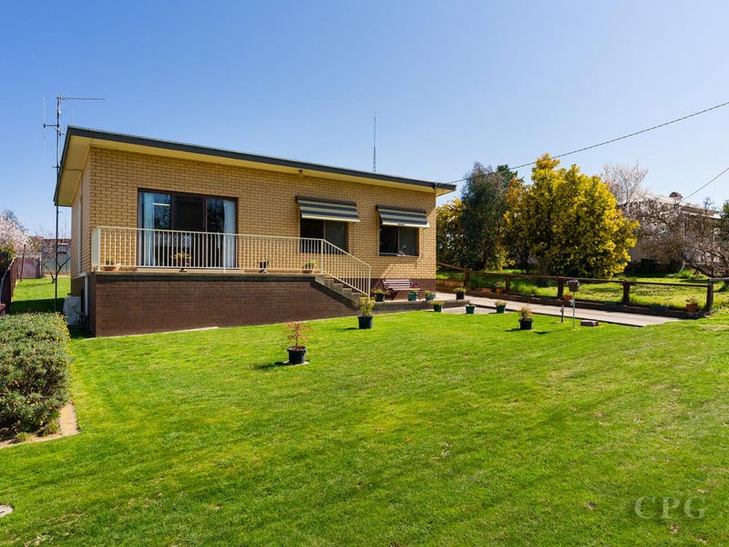 118 Johnstone Street, Castlemaine, Vic 3450 Property Details