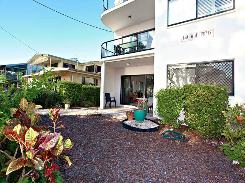 1 / 27 South Esplanade, Bongaree, Qld 4507 Property Details