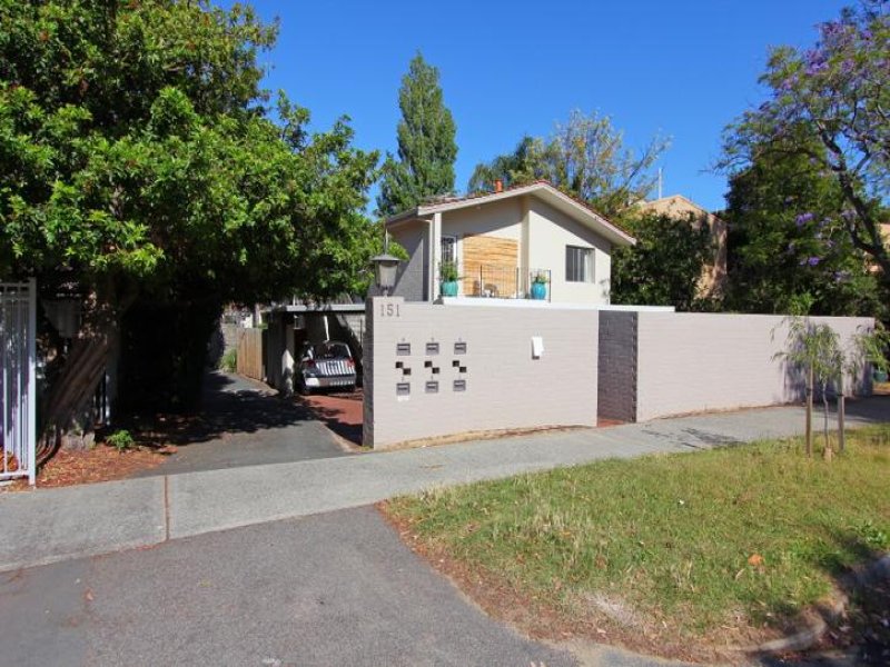4/151 Fairway, Crawley, WA 6009 Property Details