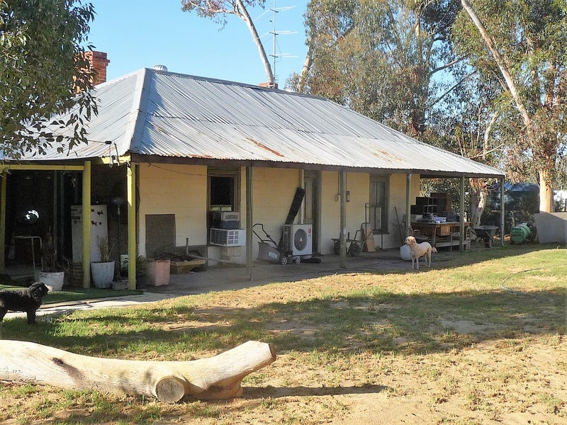 Houses for Sale in Beverley, WA 6304