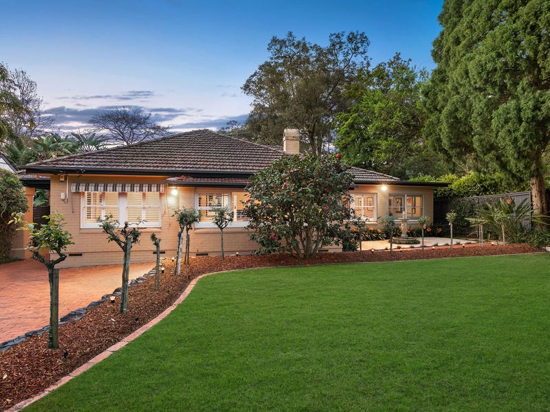 83 Fox Valley Road, Wahroonga, NSW 2076 Property Details