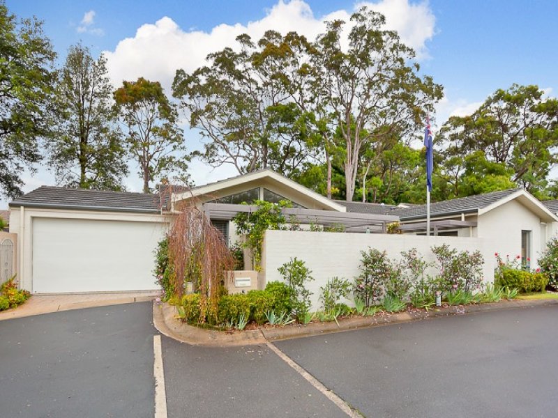 8 Eden Vale Close, St Ives, NSW 2075