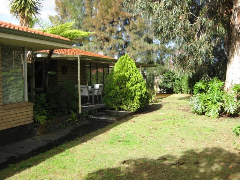 3 Redcliffe Road, Redcliffe, WA 6104 Property Details