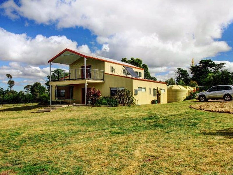 13 Devoncourt Road, Uralla, NSW 2358 Property Details