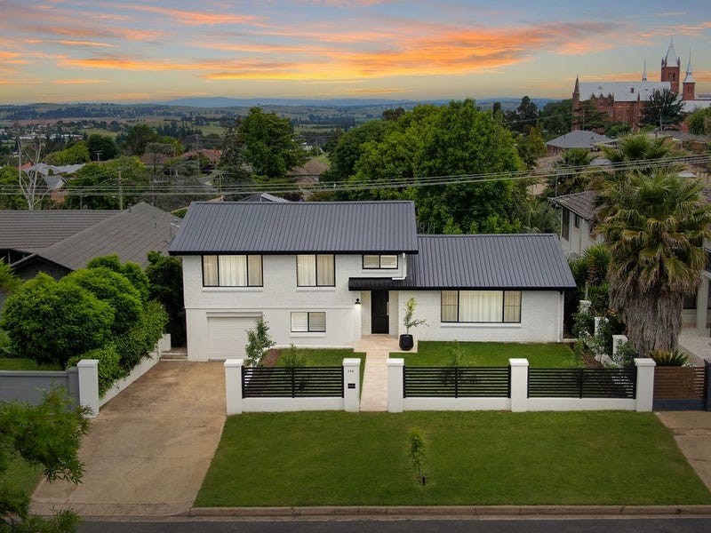 298 William Street, Bathurst, NSW 2795 House for Sale