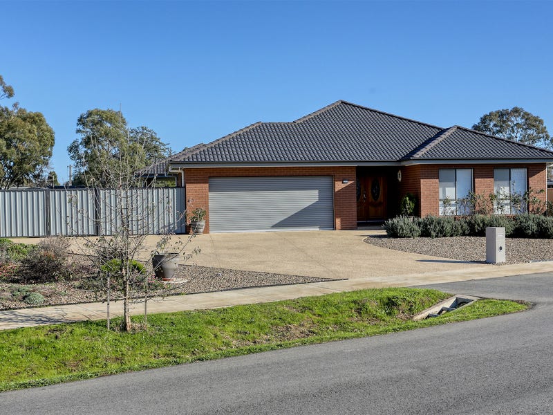 10 Mernda Avenue, Euroa, Vic 3666 House for Sale
