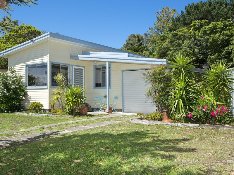 12 Bombora Avenue, Bundeena, NSW 2230
