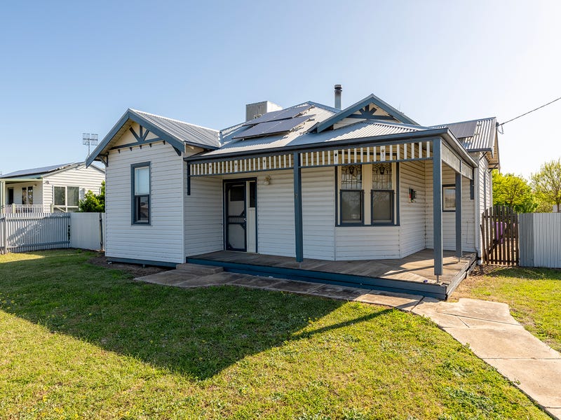 12 Woodward Street, Nhill, Vic 3418 House for Sale