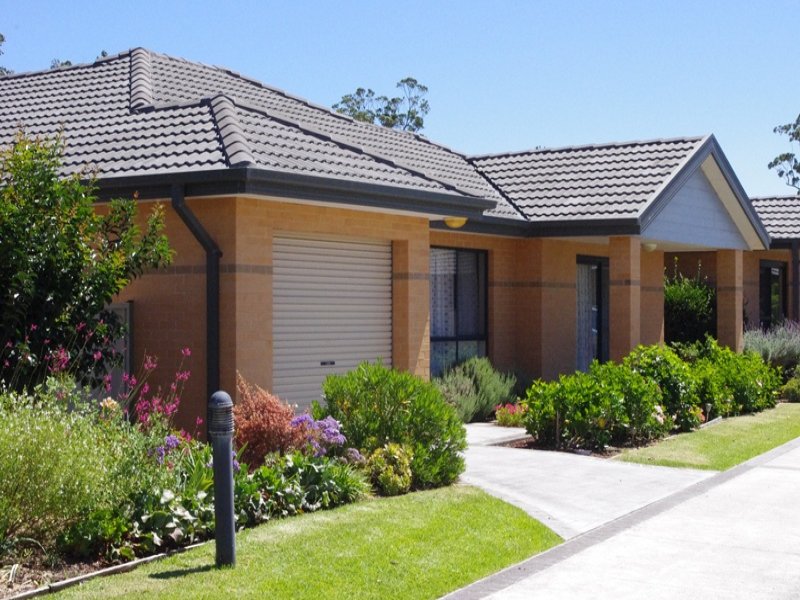 4/30 Balmoral Road, Burrill Lake, NSW 2539