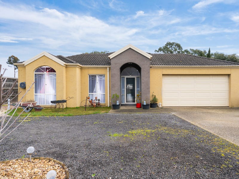 Houses for Sale in Winchelsea, VIC 3241