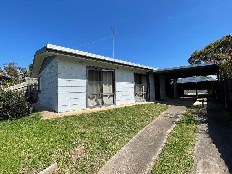8 Clifton Close, Wy Yung, VIC 3875