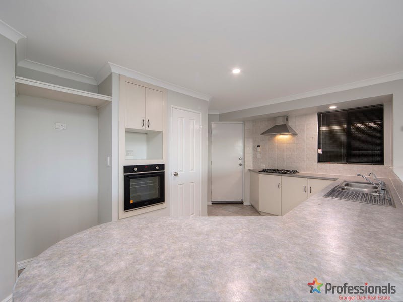 40 Portland Mews, Springs, WA 6063