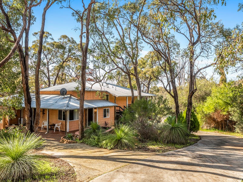 14 Clayden Street, Wooroloo, WA 6558 House for Sale