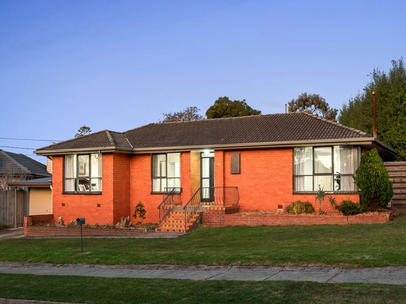 22 Chandler Grove, Burwood, Vic 3125 Property Details