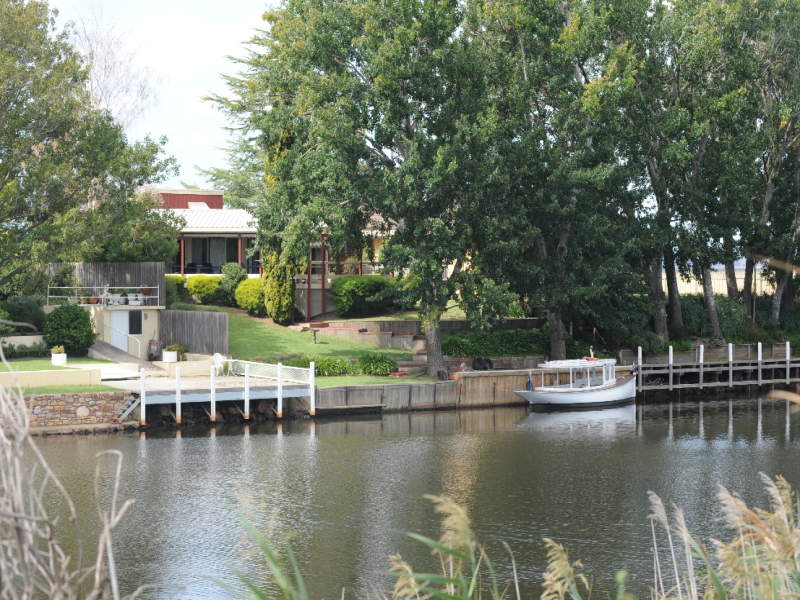 60 Robb Street, East Bairnsdale, VIC 3875