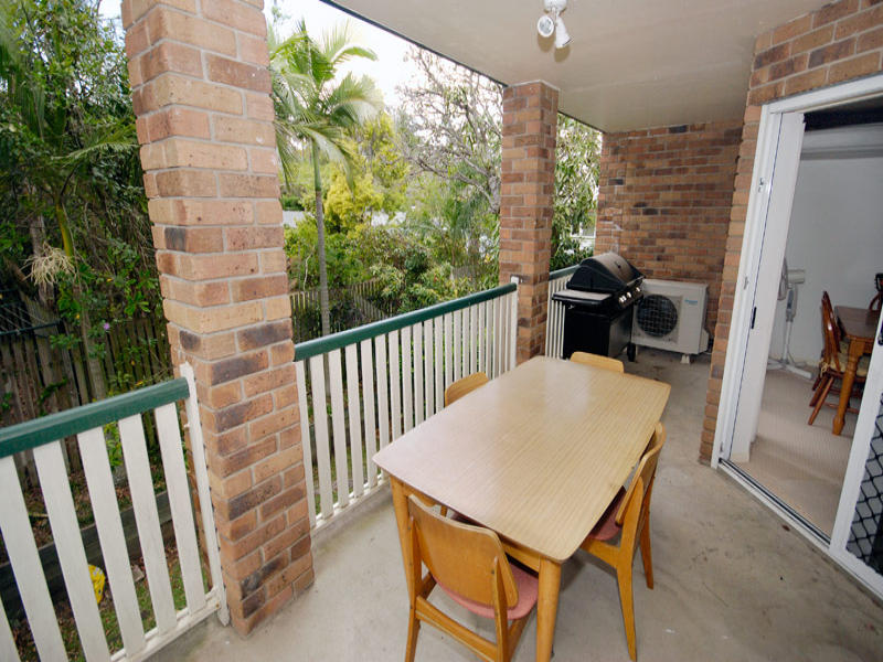 5/16 Wilkie Street, Yeerongpilly, Qld 4105 Property Details