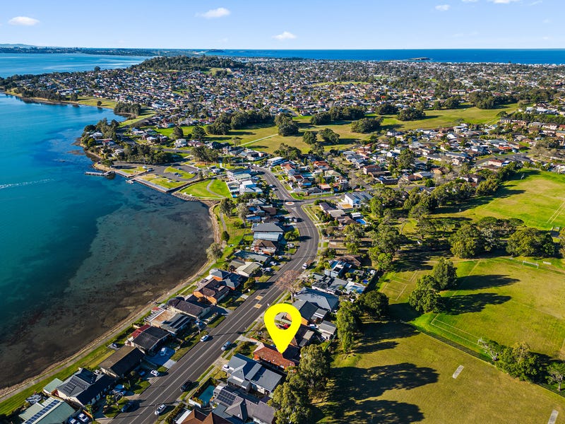 28 The Esplanade, Oak Flats, NSW 2529