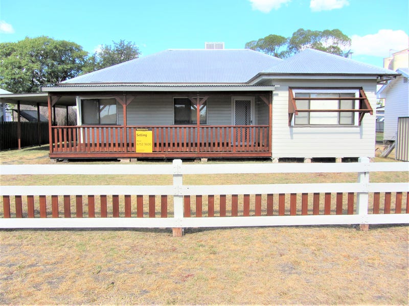 Houses for Sale in Moree, NSW 2400 Pg. 2