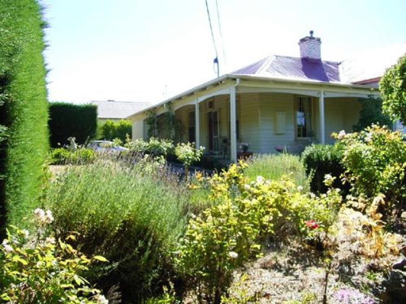 85 Raglan Street, Daylesford, VIC 3460