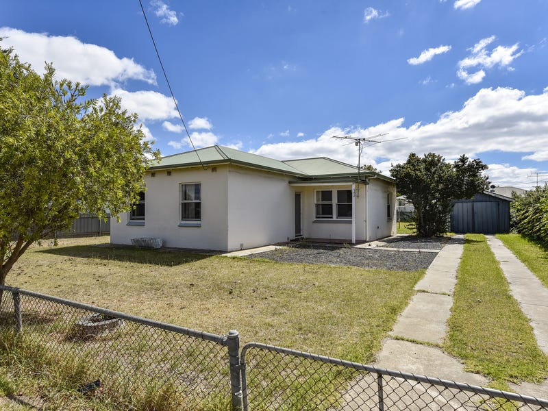 17 John St, Penola, SA 5277 Property Details