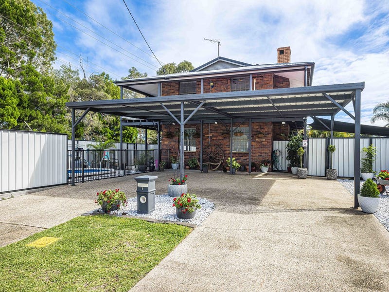 1 Crane Street, Bongaree, Qld 4507 House for Sale