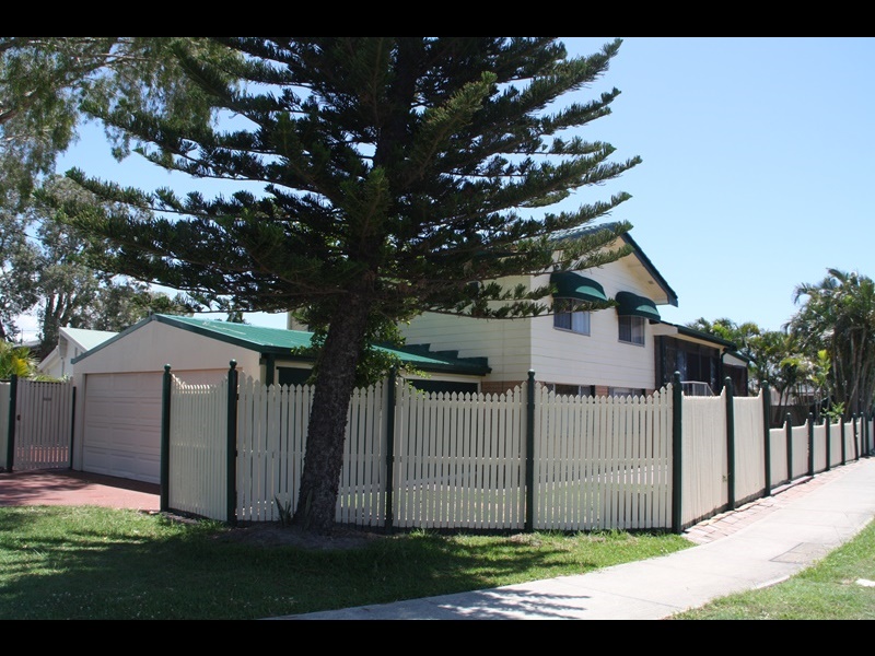 106 Paradise Parade, Paradise Point, QLD 4216