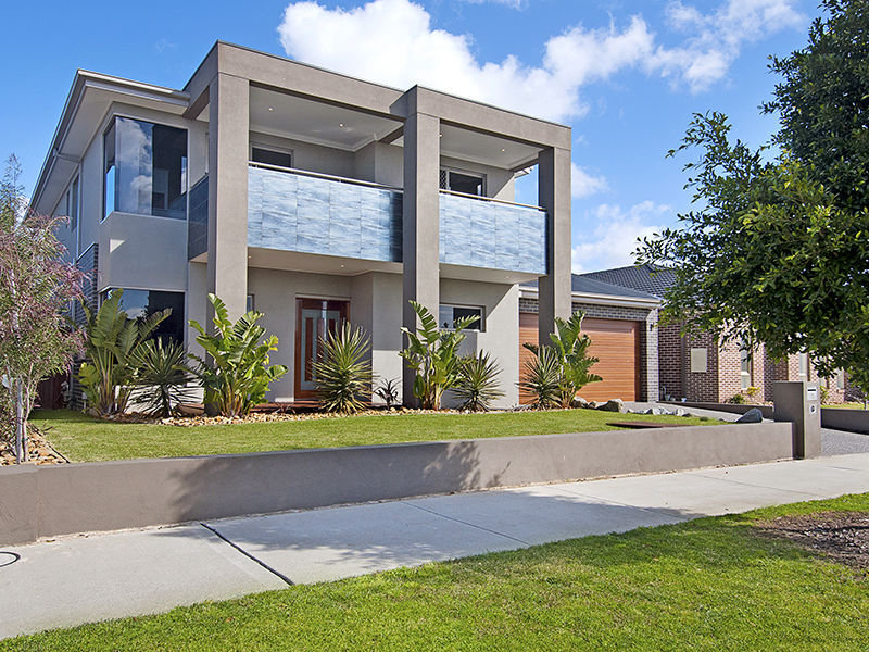 17 Sandarra Boulevard, Sandhurst, Vic 3977 Property Details