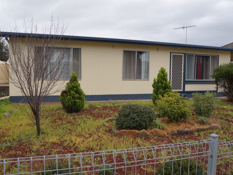 241 Adelaide Road, Murray Bridge, SA 5253