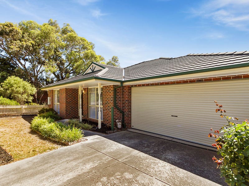 1/18 St Elmo Avenue, Ferntree Gully, VIC 3156