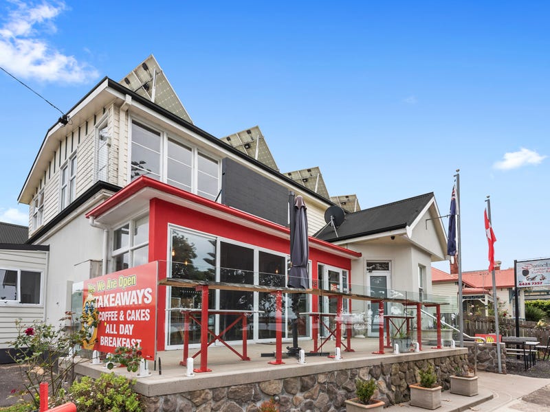 18 Victoria Parade, Devonport, Tas 7310