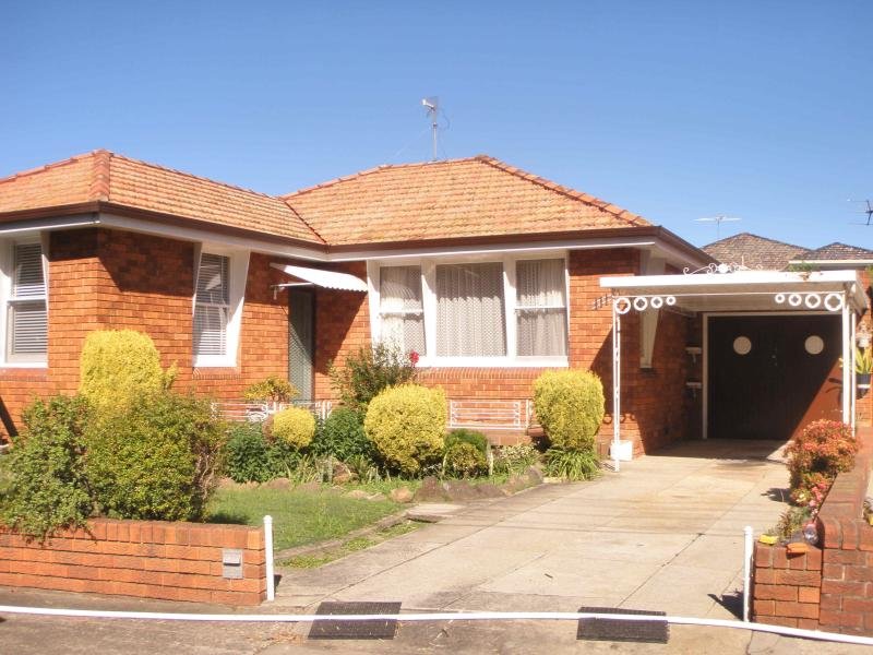 111 Bestic St, BrightonLeSands, NSW 2216 Property Details