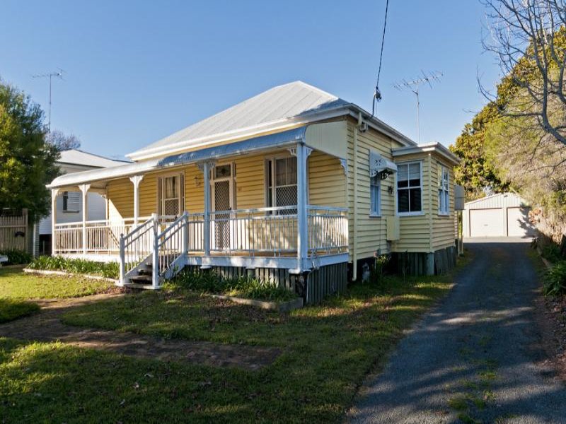 60 Bridge Street, East Toowoomba, QLD 4350